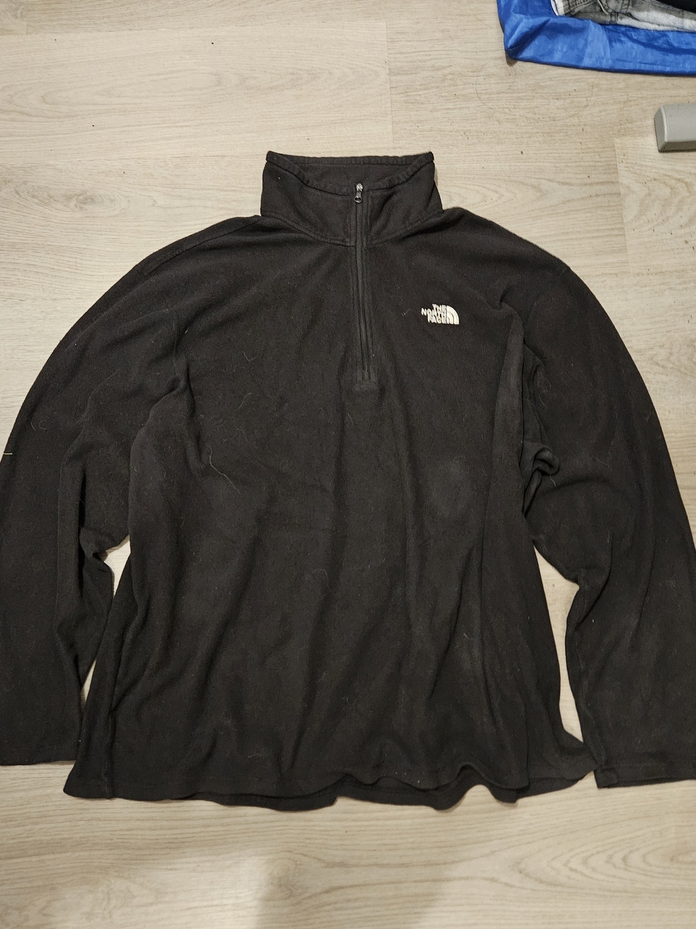 The North Face Men's Black Half-Zip Fleece Pullover